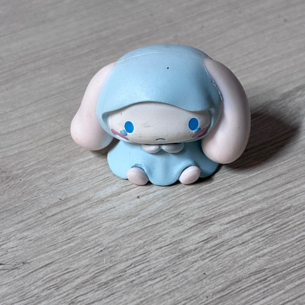Sanrio T-Arts Cinnamoroll Crying Sad Mini Figure Blue Hooded Anime Toy